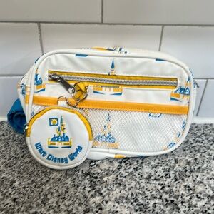 NWT…DISNEY PARKS Vault Collection 50th Anniversary Castle Belt Bag Fanny Pack